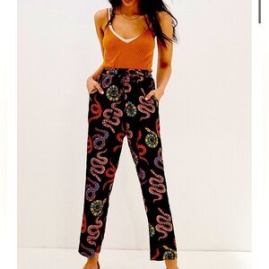 Farm Rio Serpentine Pants (S)